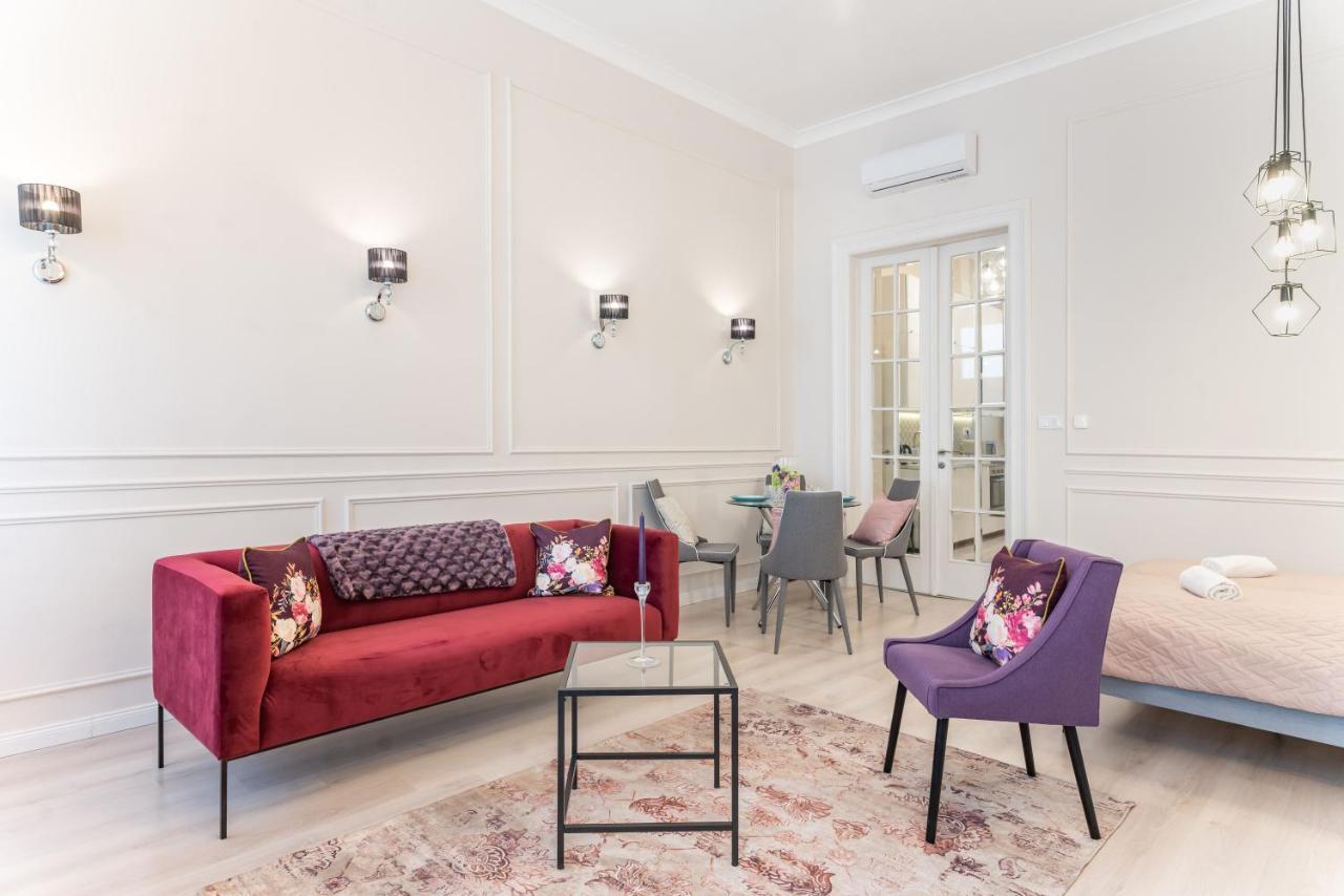 Milano Design Center With Ac Appartement